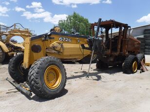 JOHN DEERE 672G Grader