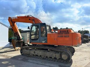 Hitachi EX215 MACHINE SUISSE Kettenbagger