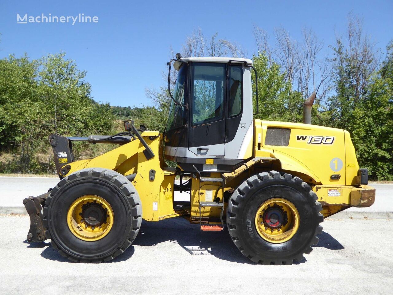 New Holland W 130 Radlader